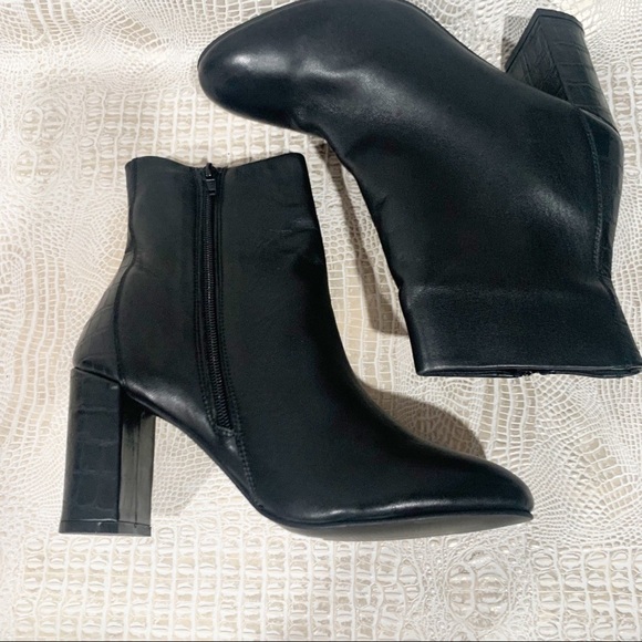 Asos Women’s Resilient Leather Heeled Black Boots - Picture 1 of 11